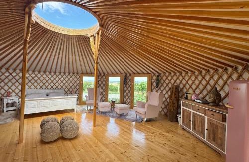 Blucina Other | Glamping ve vinici - Jurty zijumarcipan - Jižní Morava
