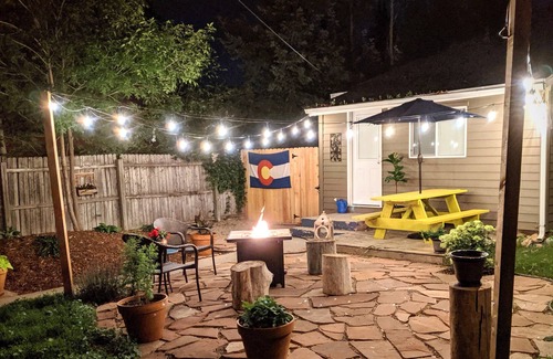 Loveland House | Glamping ~ Walk To Downtown Loveland ~ Fire Pit