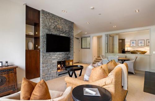 Queenstown City Centre Apartment | Glen Nevis 2- Queenstown Lakeshore Apt