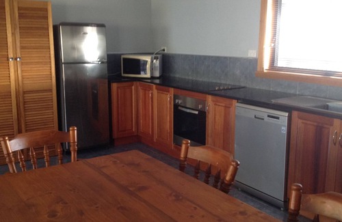 Waverley Apartment | Glenayr Chardonnay Apartment