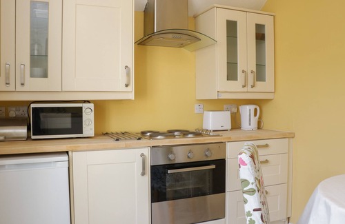 Kippford Cottage | GLENDOWER APARTMENT, romantic, with a garden in Dalbeattie