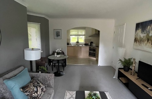 Gleneagles Apartment | Gleneagles Rental is a lovely 1 bedroom flat set as a Superking or twin beds. nn
