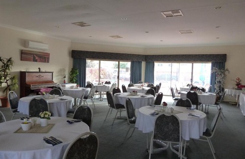 Glenelg North Hotel | Glenelg Motel