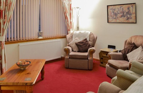 Drumnadrochit House | Glenloch Cottage