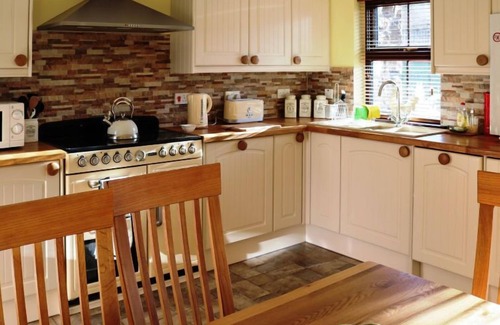 Uig House | Glenn Cottage by Interhome