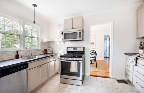 East Atlanta House | Glenny Side Up by Minty Living