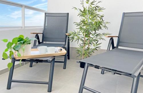 Canet de Berenguer Apartment | Global Properties, Apartamento con vistas al mar en Canet
