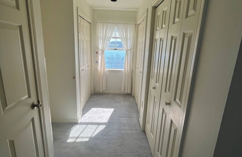 Town of Jerusalem House | Glorious Keuka LakeFront Spacious 5-bedroom house w/AC WiFi in charming Penn Yan