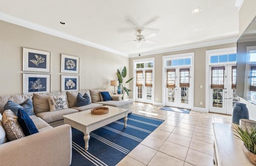 Kiska Beach House | Glory Daze Beach House by Panhandle Gateways