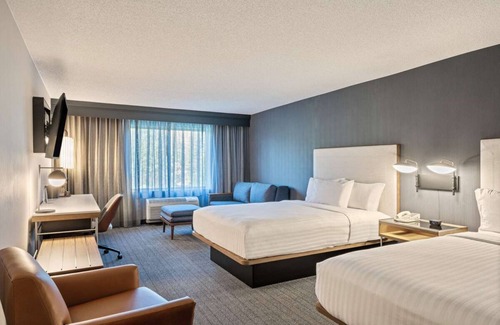 Pleasant Hill Hotel | Gloucester Berkeley Rose Garden! 3 Family-friendly Suites w/Starbucks & Parking