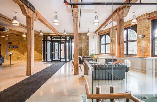 Stratford Apartment | Glyn Rhosyn Loft