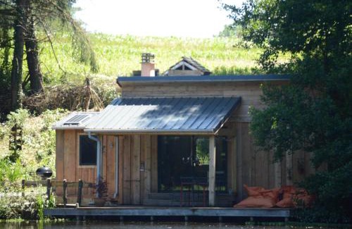 Saint-Priest-les-Fougeres House | GoGreen Cabin