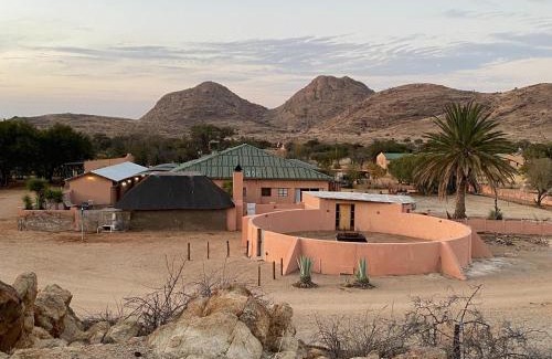 Grunau Cabin | Goibib Mountain Lodge