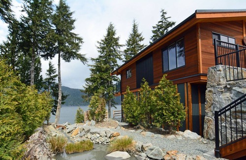 Port Renfrew Cottage | Going Coastal R & R Oceanfront Luxury