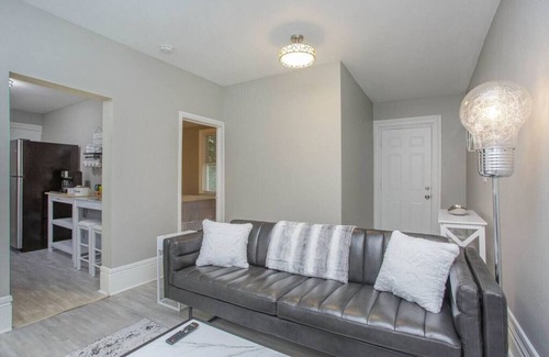 Grand Rapids Apartment | Gold 2 · Stunning Couples Retreat - Downtown Getaway