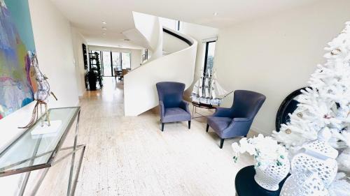 Benowa Apartment | Gold Coast Golf Course Villa