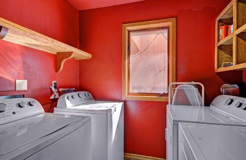 Warrior's Mark West House | Gold King Lodge Home