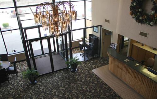 Radcliff Hotel | GOLD VAULT INN