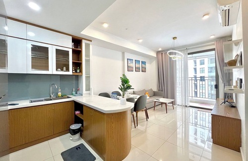 Bach Dang Riverside Apartment | Golden Apartment