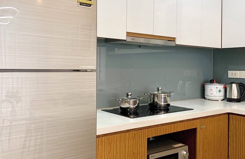 Bach Dang Riverside Apartment | Golden Apartment