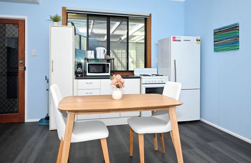Golden Beach Apartment | Golden Beach 1B/R Hideaway