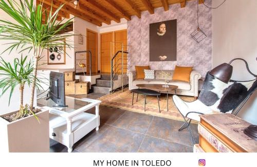 Toledo City Center Apartment | -GOLDEN- by myhomeintoledo
