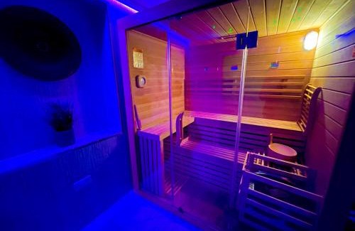 Mauchline Apartment | Golden Crown exclusive use spa venue