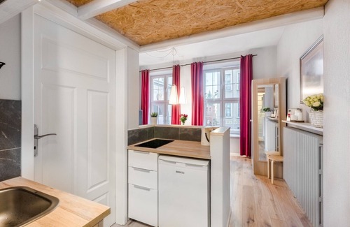 Old Town Apartment | Golden Gate Apartment - Old Town
