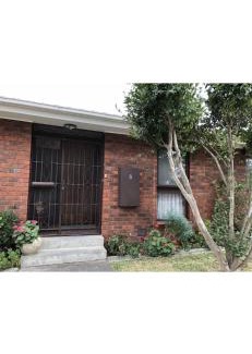 Springvale Apartment | Golden House