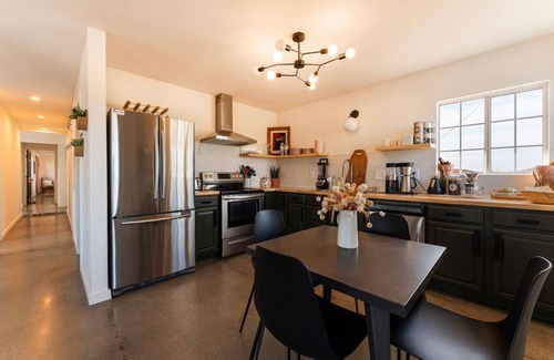 Joshua Tree House | Golden Nugget | Panoramic Views & Peaceful Nights