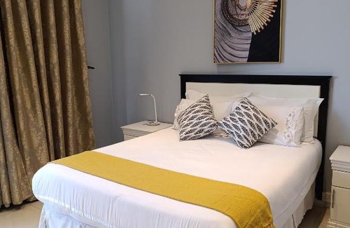Gaborone Apartment | Golden Oasis at Itowers