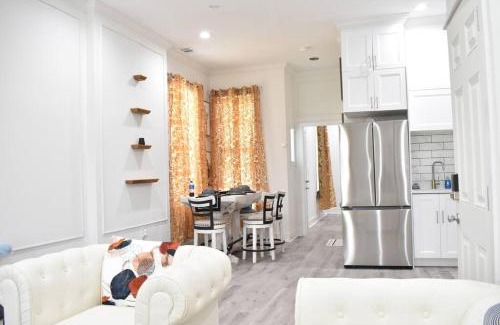 Downtown St. Louis Apartment | Golden Pearl with all you need within and around