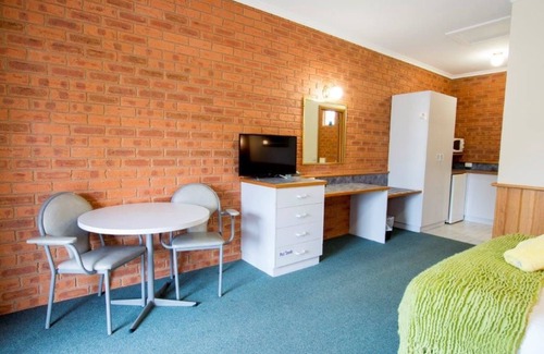 Moama Hotel | Golden River Motor Inn