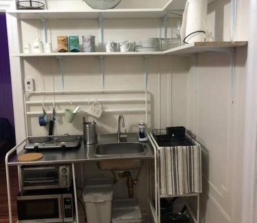 Canarsie Apartment | Golden Suite