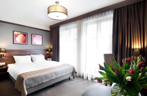 Piasek Połnoc Hotel | Golden Tulip Krakow City Center