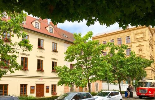 Plzen Apartment | Golden Wood Apartments