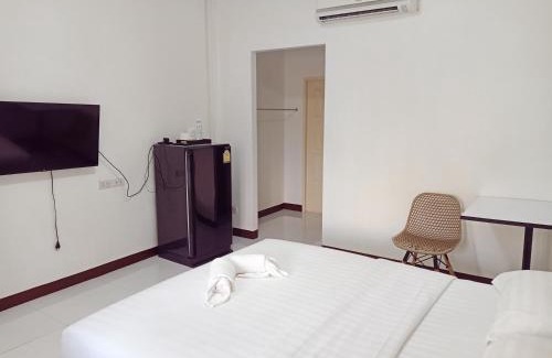 Ban Du Hotel | Goldenville