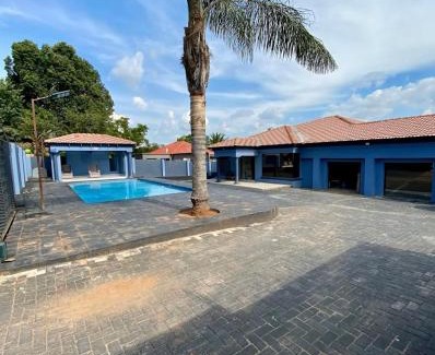 Greater Johannesburg Metropolitan Area House | Goldman Guest House Florida