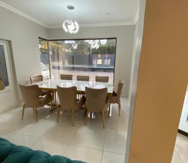 Greater Johannesburg Metropolitan Area House | Goldman Guest House Florida