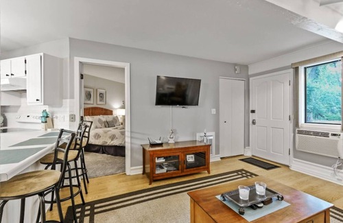Fontana House | Golf Cart Included with booking