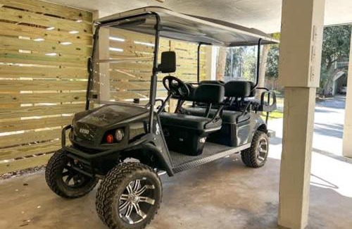East End House | Golf Cart Private pool Bay and Beach Access Pet Friendly