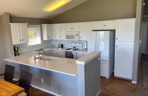 Brule House | Golf Course Condo w/Loft on Bayside at Lake Mac!