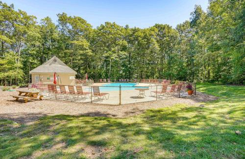 Chestnut Springs House | Golf Course-View Cabin Deck in Wintergreen Resort