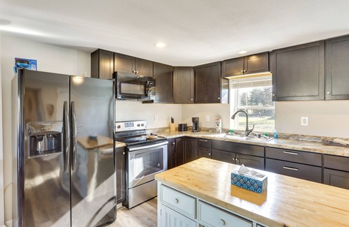 Oakland City House | Golf Course Views: Oakland City Retreat