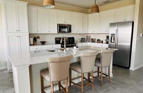 Braden River Condo | Golf, Pools, Shops in highly Desired Lakewood National Golf Club