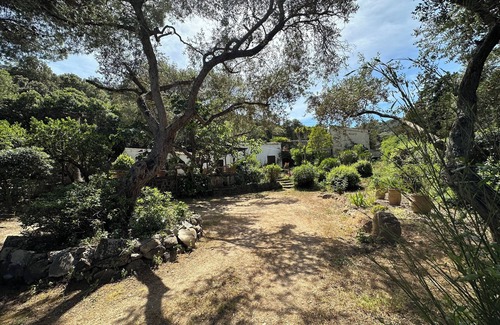 Coti-Chiavari House | Golfe Ajaccio sud La Castagna: Charming waterfront home!