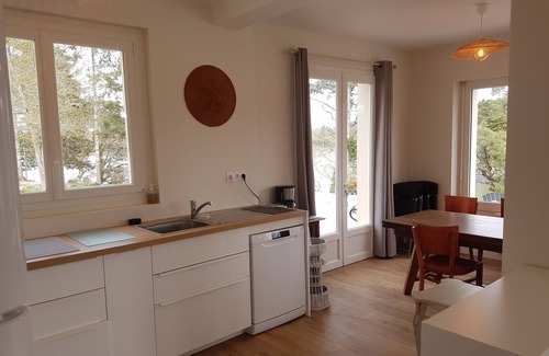 Crach Villa | Golfe du Morbihan- Wooded property on Auray river- House 6 bedrooms- 14 people