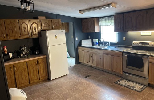 Rush House | GOLIATH RENTALS. 3-bedroom house in Rush KY. 0.1 miles from trailhead
