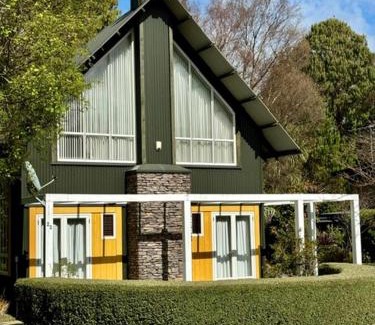 Ohakune Ski Chalet | Gondwana Chalet perfect for all seasons