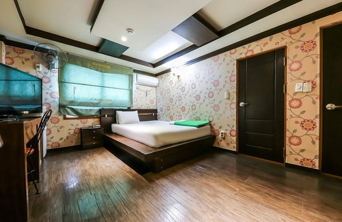 Gongju Hotel | Gongju Titanic